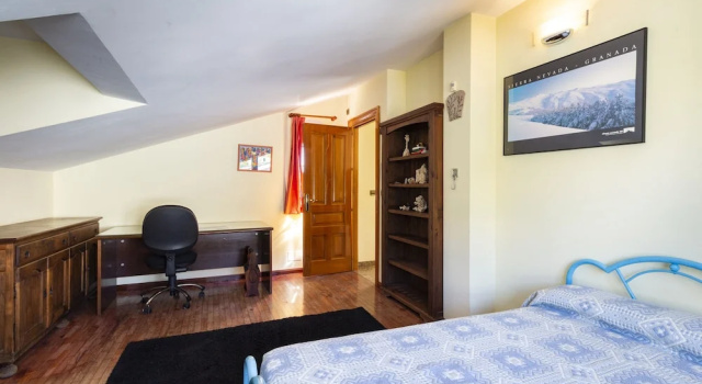 Villa del Mamut, Padul Granada, Забронировать Вилла Эль-Падуль Granada Province