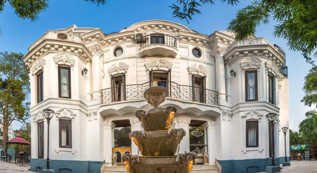 Royal Empire Boutique Hotel