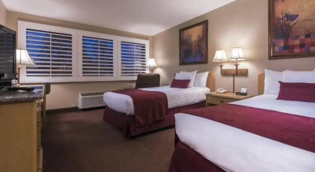 Четырёхместный номер Deluxe Grand Vista Hotel