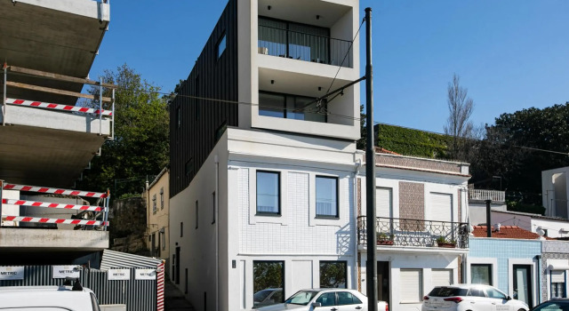 LovelyStay - Luxury 2BR Duplex Apartment in Foz Porto