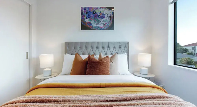 Central Oasis Townhouse with Parking, Rezerwuj Apartament Hotele w Auckland Region z parkingiem, Parking