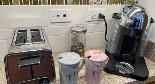 Residence Salt at Kakaako, Забронировать Отель Отели Гонолулу с парковкой, рядом с Академия искусств, Парковка