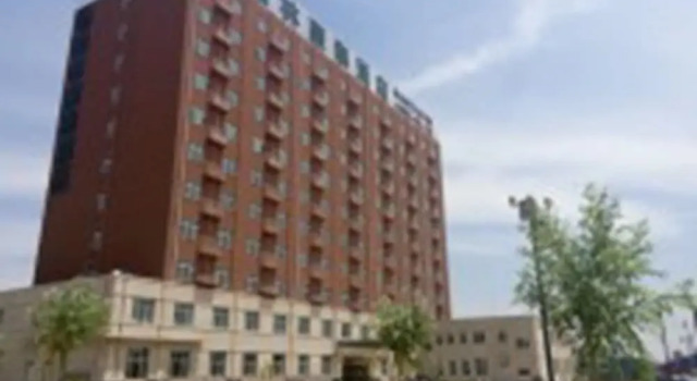 GreenTree Inn TangShan North Station South Ring Road Hotel, Book Hotel Hoteller i Tangshan med parkering, Parkering