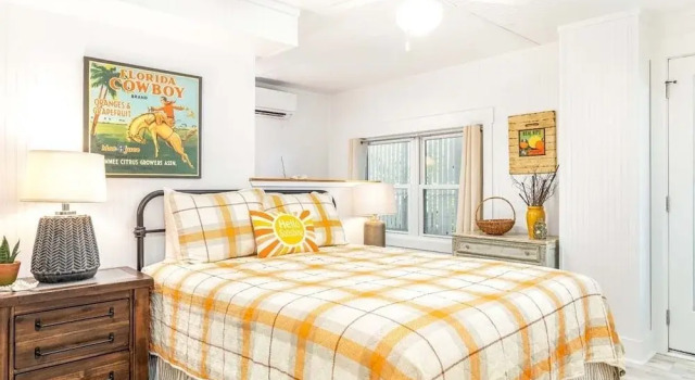 Wrens Nest by Tybee Vacation Rentals, Boek Vakantiehuis Hotels in Georgia met parkeren, Parkeren