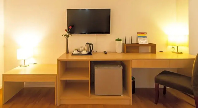 Четырёхместный люкс Wyne Hotel