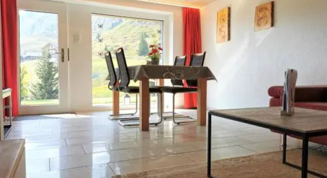 Chalet Enzian, Prenota Chalet Hotel a Canton Vallese con parcheggio, Parcheggio