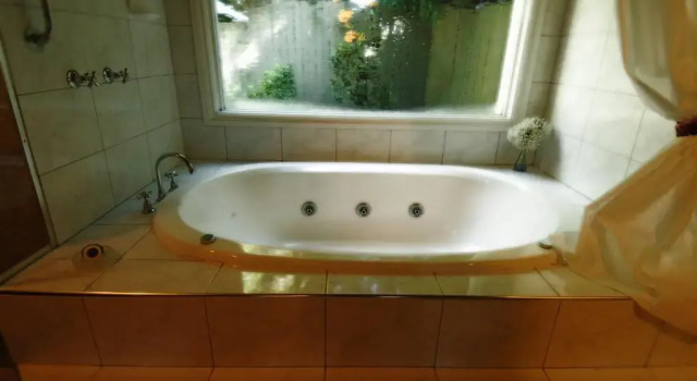Коттедж Premium Lisson Grove Boutique Resort & Day Spa