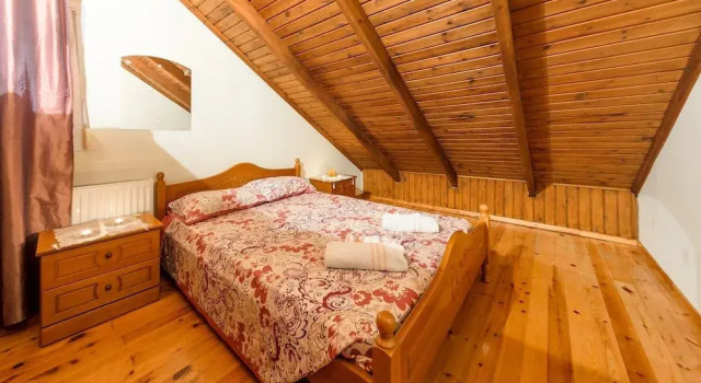 Borsalino Studios & Apartments