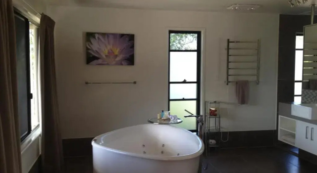 Студия Luxury Melawondi Spring Retreat