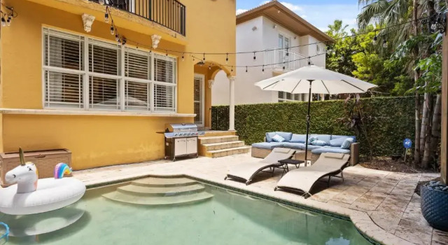Вилла Luxury Spanish Villa 4 Bedroom 4 Bathroom Pool Sunny Isles