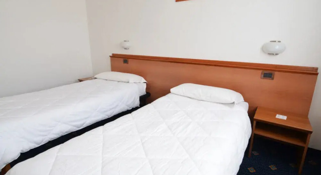 Hotel Oasi, Prenota Hotel Hotel a Veneto con parcheggio, Parcheggio