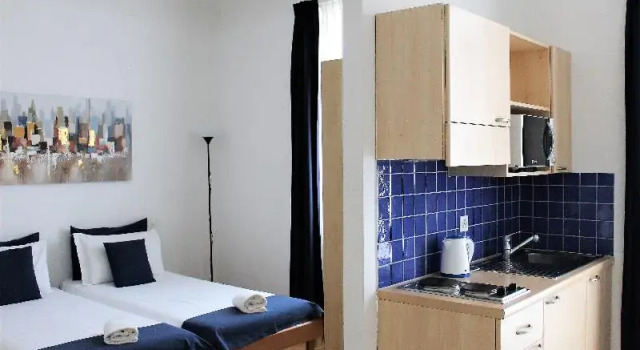 Трёхместный номер Classic GuestHouse Lugano Center by LR