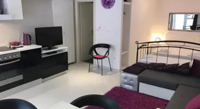 Studio Apartman, Prenota Appartamento Splitska 