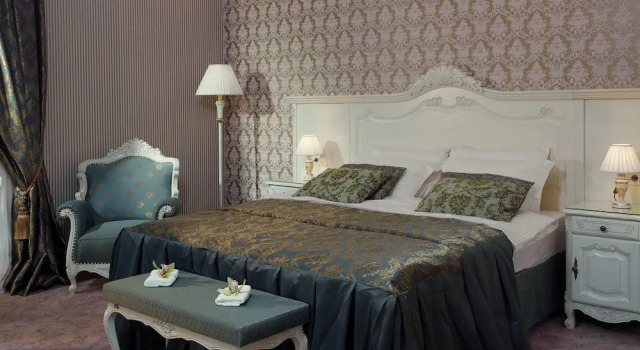 Отель Savoy