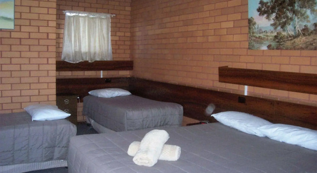 Deniliquin Motel, Забронировать Мотель Отели Дениликуин 3 звезды, рядом с Островной заповедник, 3*
