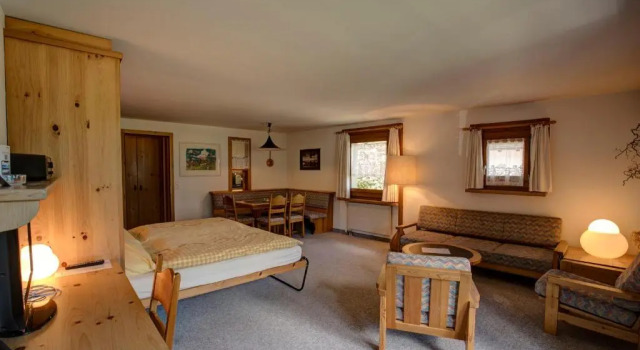 Chesa Munteratsch 2-Zimmerwohnung 201 Typ E, Book Hotel Silvaplana 