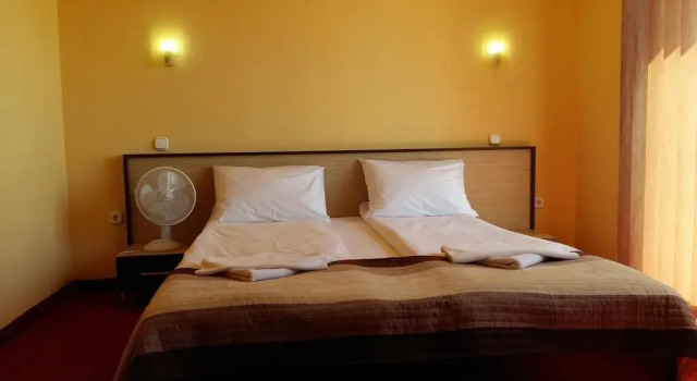 Vila Carlos, Prenota Hotel Baile Felix Bihor