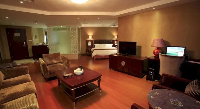 Jin De Bao Hotel, Boek Hotel Hotels in Guangdong met parkeren, Parkeren