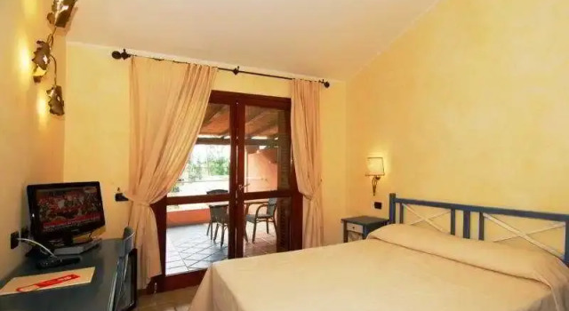 I Corbezzoli, Buchen Sie Hotel Agrustos Sardinien