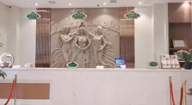 Vienna 3 Best Hotel (Xiangcheng Yingbin Road)