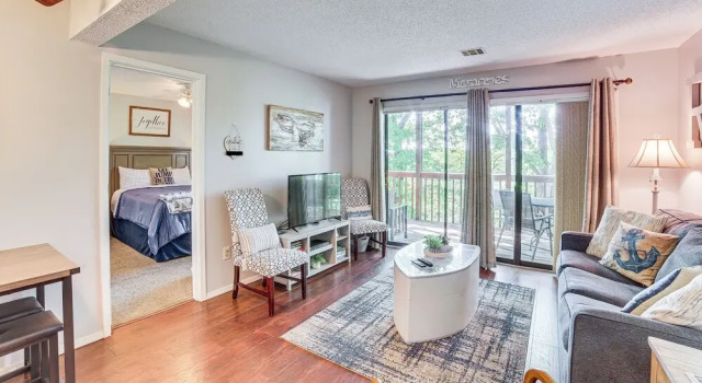 2 Mi to Silver Dollar City: Reed Springs Condo, Забронировать Отель Отели Table Rock Lake 3 звезды, 3*
