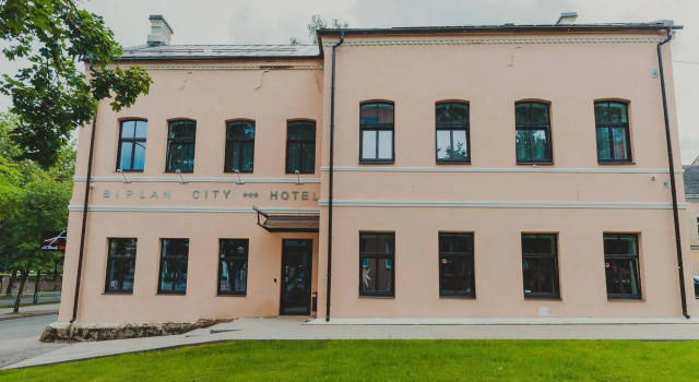 Biplan City, Book Hotel Daugavpils 