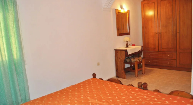 Corfu Beachfront holiday Houses Yannis on Agios Gordios beach, Забронировать Дом для отпуска Айос-Георгиос Остров Корфу