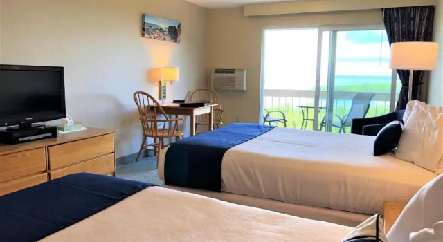 Четырёхместный номер Standard с балконом и с видом на океан Atlantic Eyrie Lodge