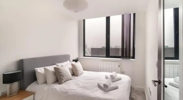 Snug 1BR Apt 4KTV Free Parking