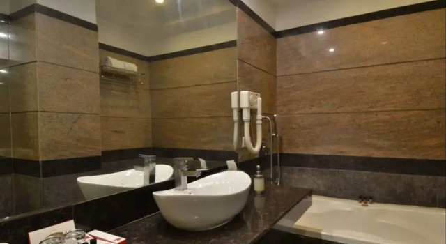 Люкс Royal HK Clarks Inn, Amritsar