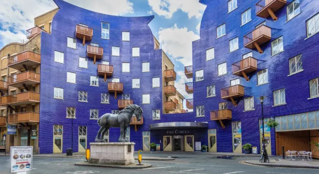 London Tower Bridge Apartments, Забронировать Апартаменты/квартира Отели Лондона с бассейном, рядом с Дхарма-центр «Кагью Самье Дзонг» в Лондоне, Бассейн