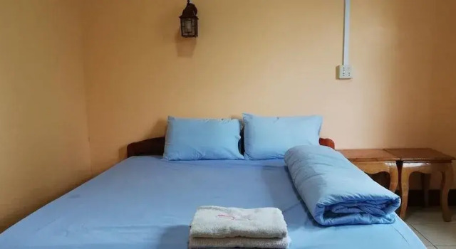 Hongkham guesthouse Xiengkhouang Laos, Book Hotel Hotels in Phonsavan with Parking, Parking