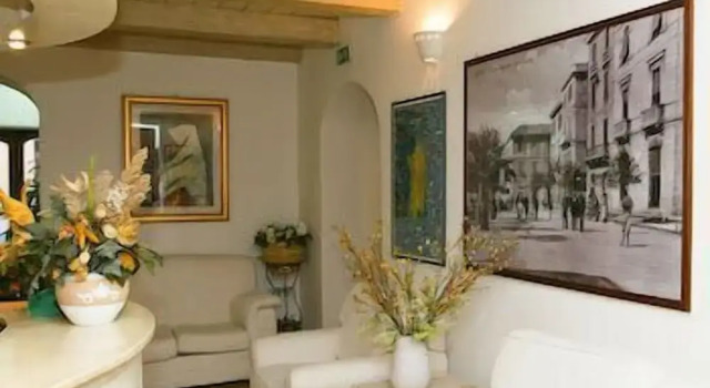 Hotel Cavour, Забронировать Отель Отели Ольбия 3 звезды, рядом с Church of St. Paul the Apostle, 3*