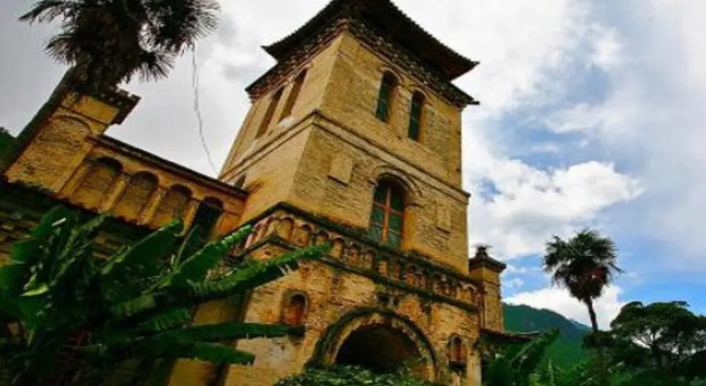 Songtsam Cizhong Lodge, Book Hotel Deqin Yunnan