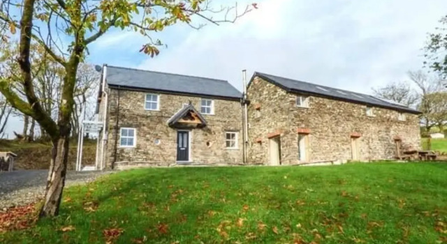 The Dairy, Забронировать Отель Кармартен Carmarthenshire