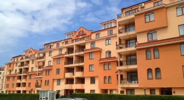 Nicol Apartment in Hermes Complex, Забронировать Апартаменты/квартира Отели Солнечного берега с бассейном, рядом с Клуб GRAND, Бассейн