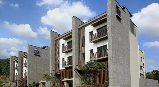 Peace Area Hot Spring Hotel, Prenota Hotel Hotel a Jiaosi con parcheggio, Parcheggio