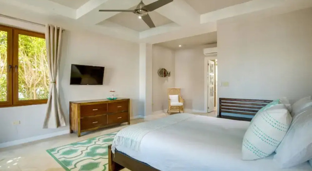 Villa Laguna Gecko