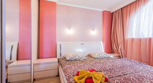 Obolon apartment 73, Buchen Sie Ferienwohnung Obolonskyj Kiew
