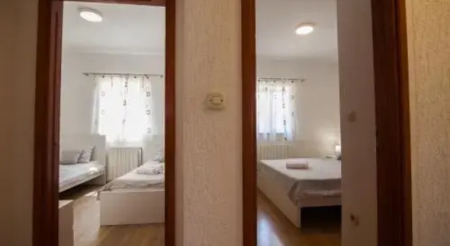 Apartment Teskera 1, Prenota Appartamento Hotel a Croatian Islands con parcheggio, Parcheggio