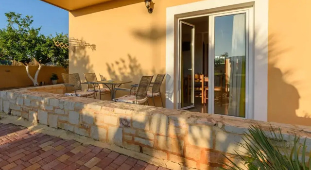 Апартаменты Danelis Studios & Apartments