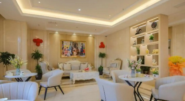Vienna International Hotel, Reserva ahora Hotel Hoteles en Henan con aparcamiento, Aparcamiento