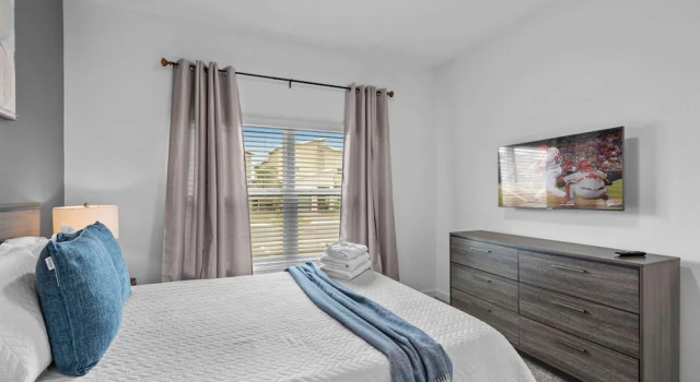 Gorgeous 5bed TH Close to Disney Water Park