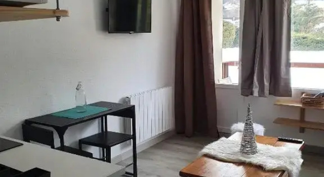 Studio rénové avec terrasse, parking , proche pistes,Villard de Lans, Забронировать Апартаменты/квартира Отели Vercors с парковкой, Парковка