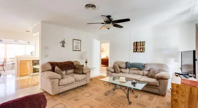 Venice Gardenia House, Забронировать Апартаменты/квартира Венис Sarasota Area, рядом с Legacy Trail