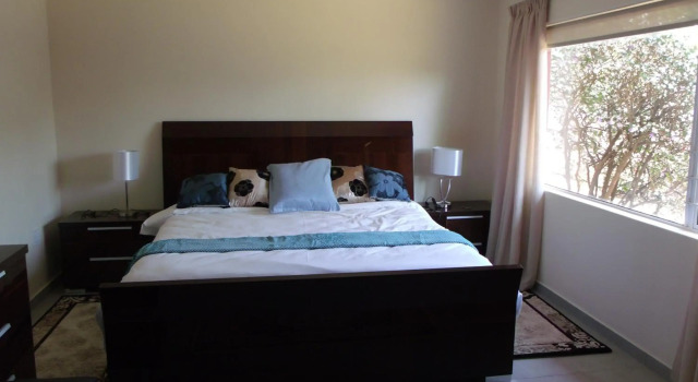 Chalet no. 2 Petunia, Boek Chalet Sandton 