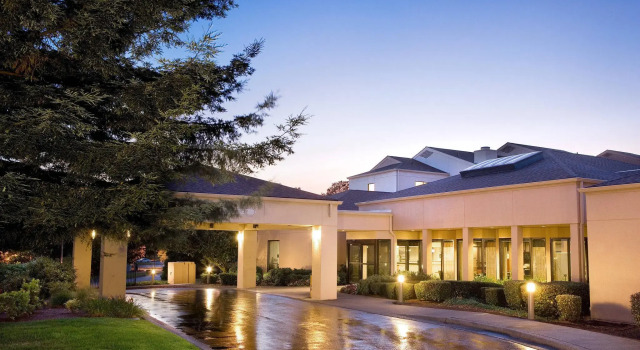 Courtyard by Marriott Portland Beaverton, 预订 酒店 比弗顿 Willamette Valley