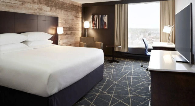 Двухместный номер Standard Delta Hotels by Marriott Sherbrooke Conference Centre