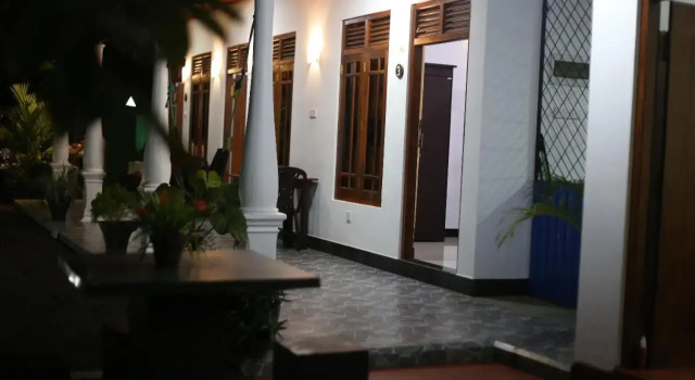 Bakery Family Guest House, Réserver Maison d'hôtes Hôtels à Mirissa avec parking, Parking