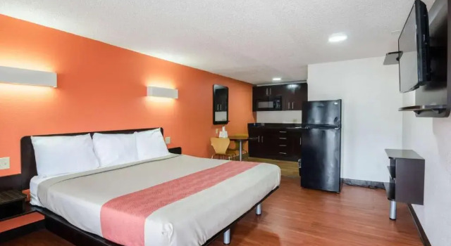 Номер Standard Motel 6-Troutville, VA
